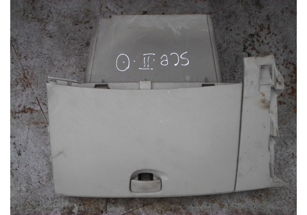 Бардачок Renault Scenic II,1.5dci,8200140753,8200248663